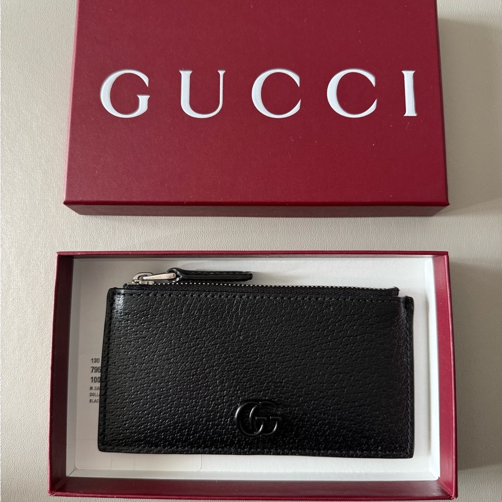Authentic Gucci GG Marmont Zip Card Case